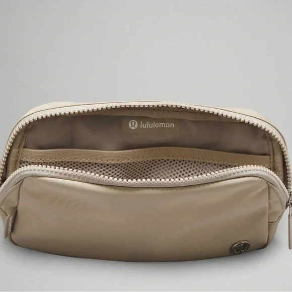 NEW LULULEMON EVERYWHERE BELT BAG RAW LINEN - Picture 4 of 8